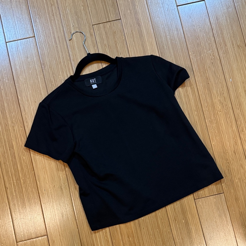 🖤 KUT From the Kloth Black Short Sleeve Top | Classic Essential